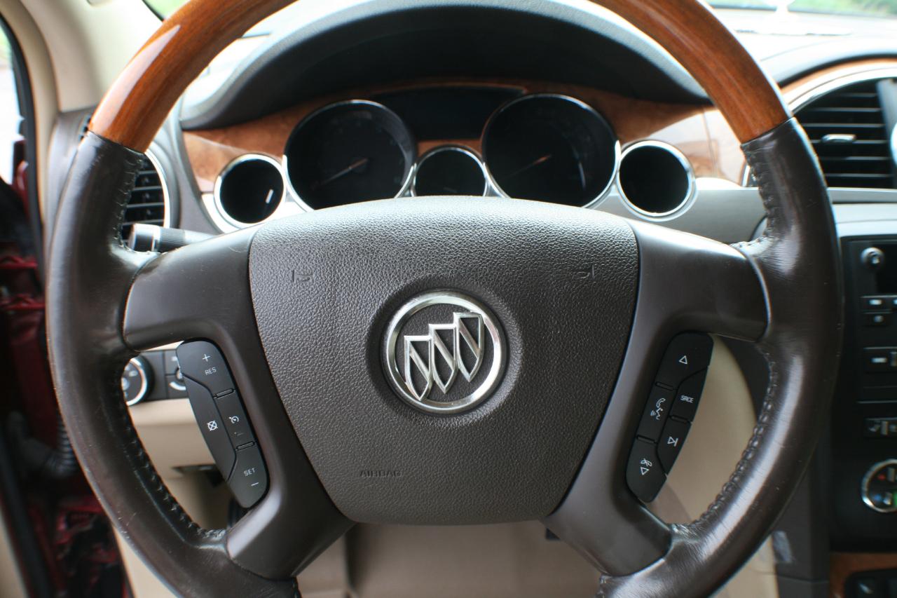 Buick Enclave CXL AWD 2010
