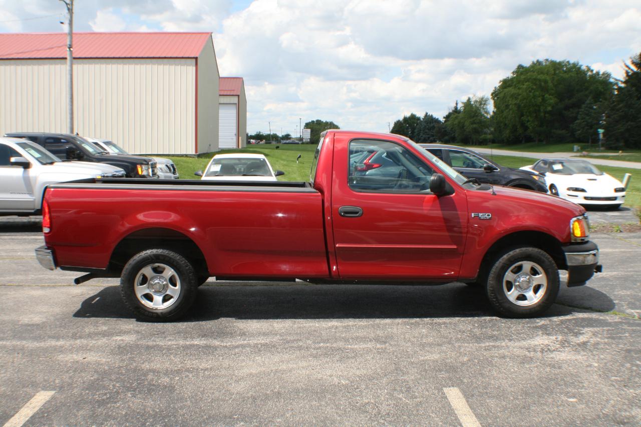 Ford F-150 Heritage XLT Long Bed 2WD 2004