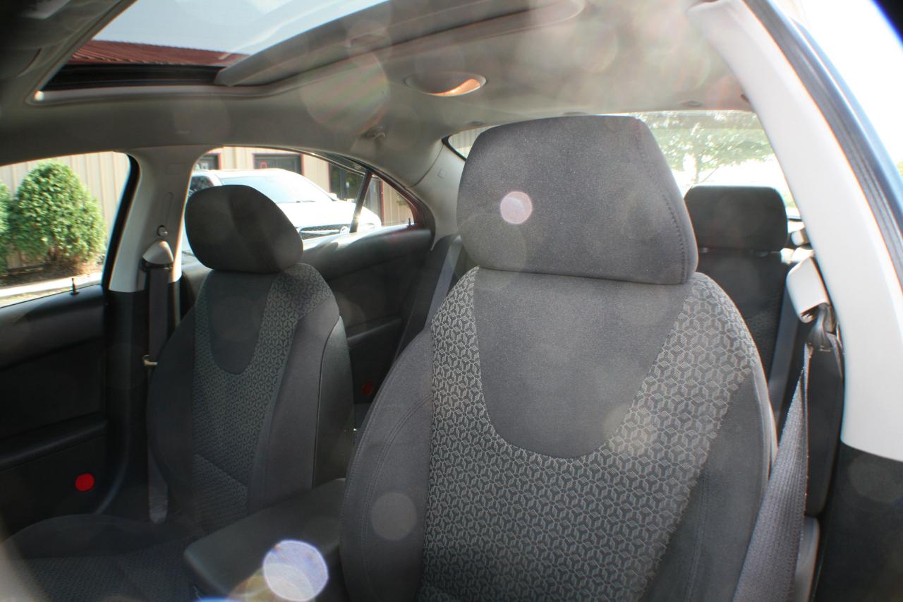 2009 Pontiac G6 G6 - Photo 23