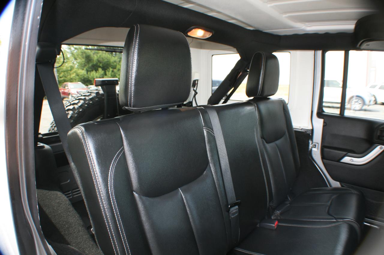 Jeep Wrangler  2015