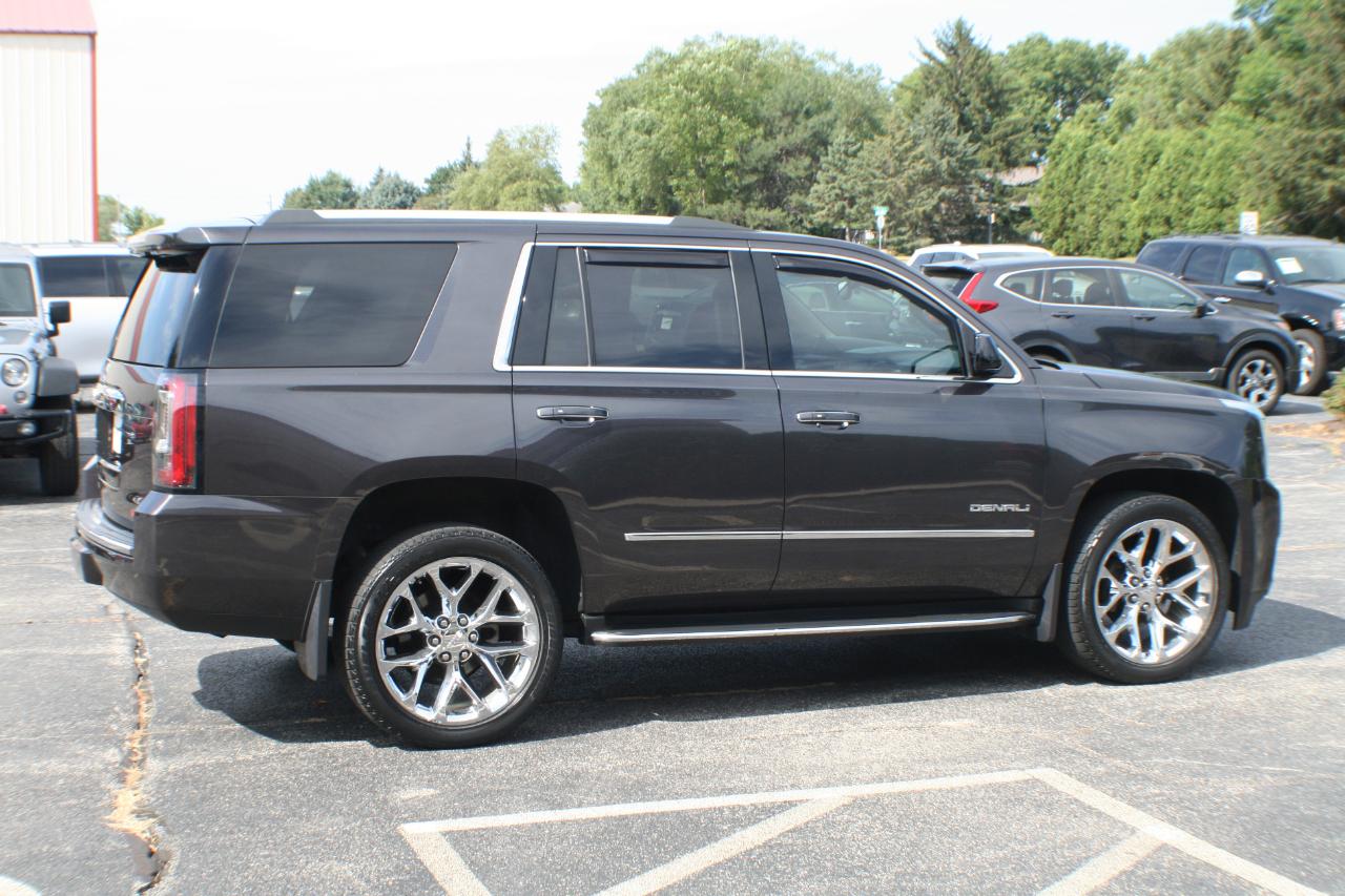 GMC Yukon Denali 4WD 2017
