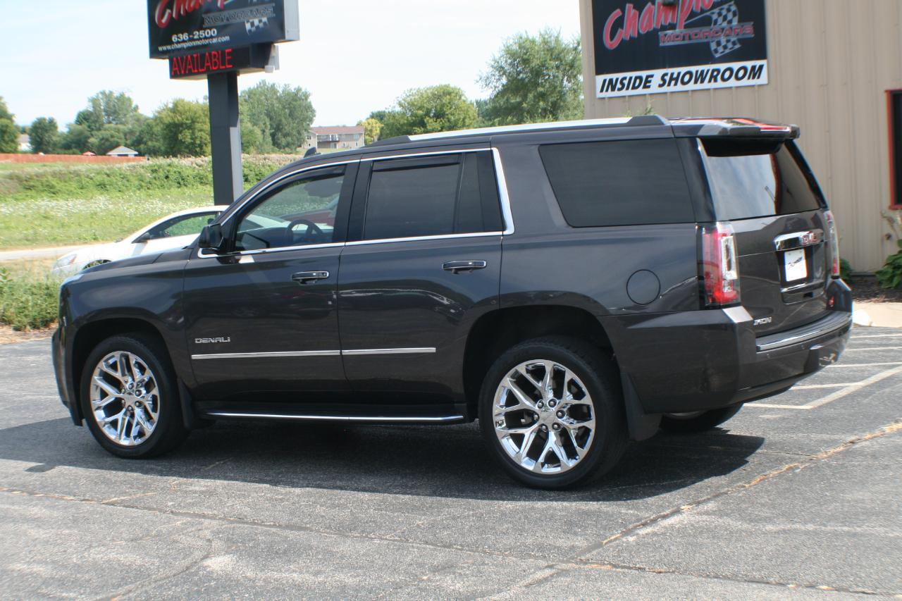 GMC Yukon Denali 4WD 2017