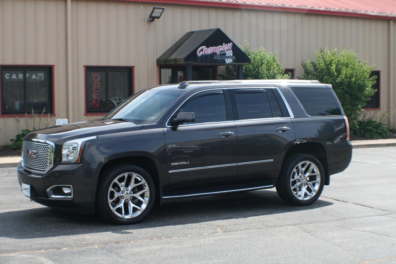 GMC Yukon Denali 4WD 2017