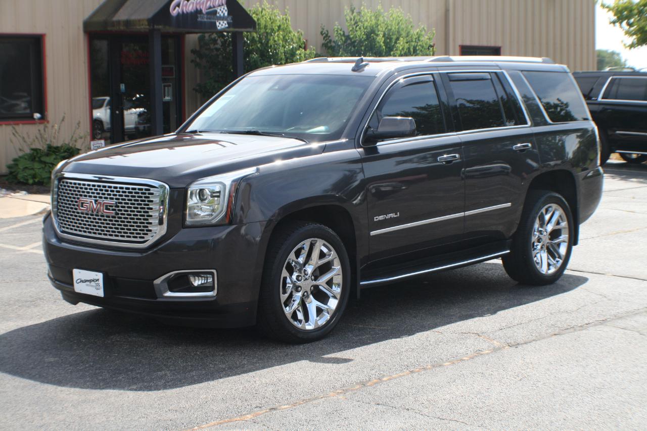 GMC Yukon Denali 4WD 2017