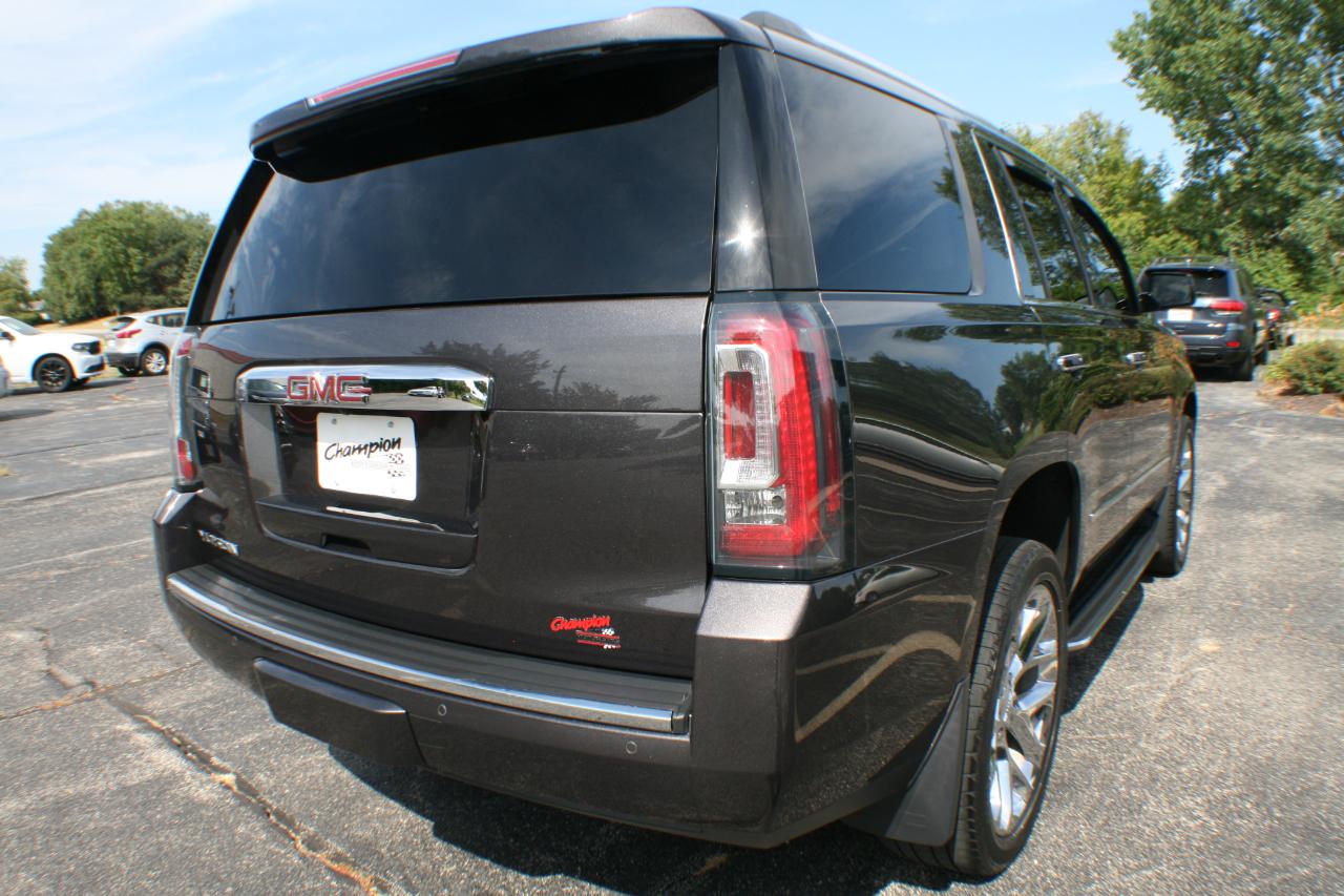 GMC Yukon Denali 4WD 2017