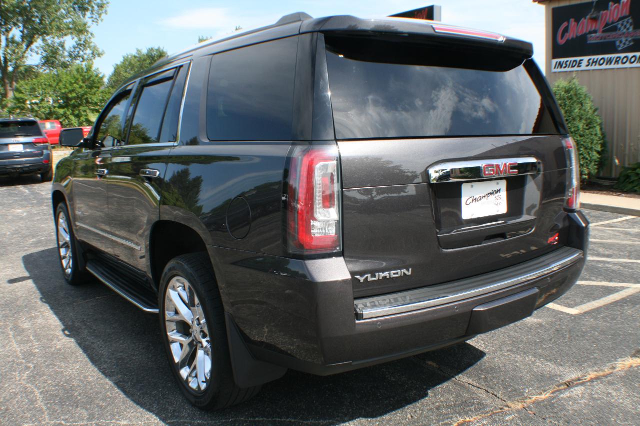 GMC Yukon Denali 4WD 2017