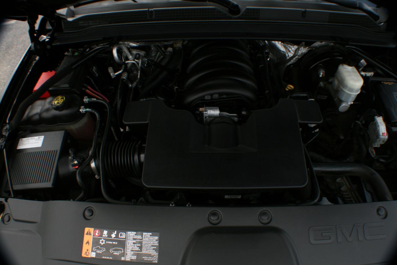 GMC Yukon SLT 4WD 2018