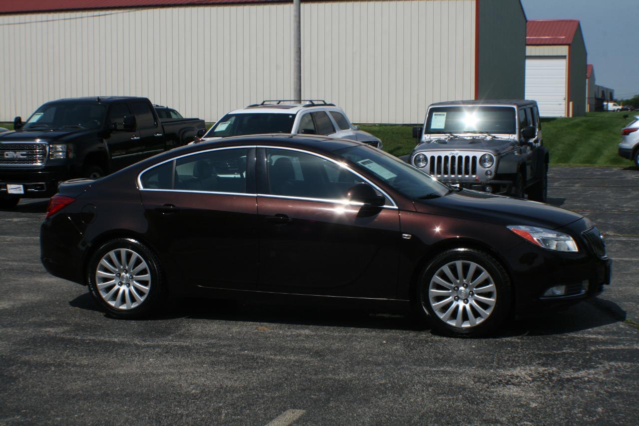 Buick Regal CXL Turbo - 2XT 2011