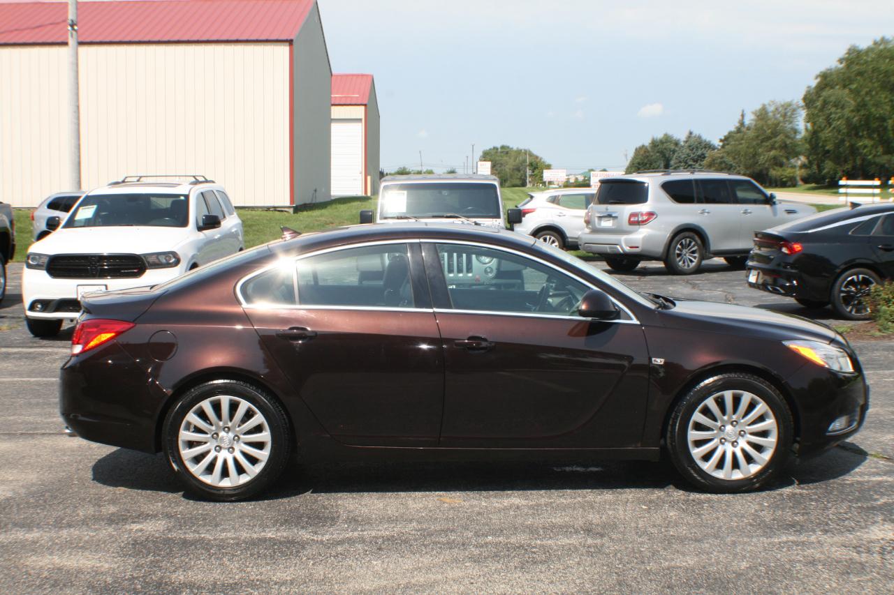 Buick Regal CXL Turbo - 2XT 2011