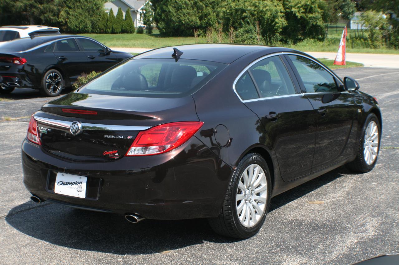 Buick Regal CXL Turbo - 2XT 2011