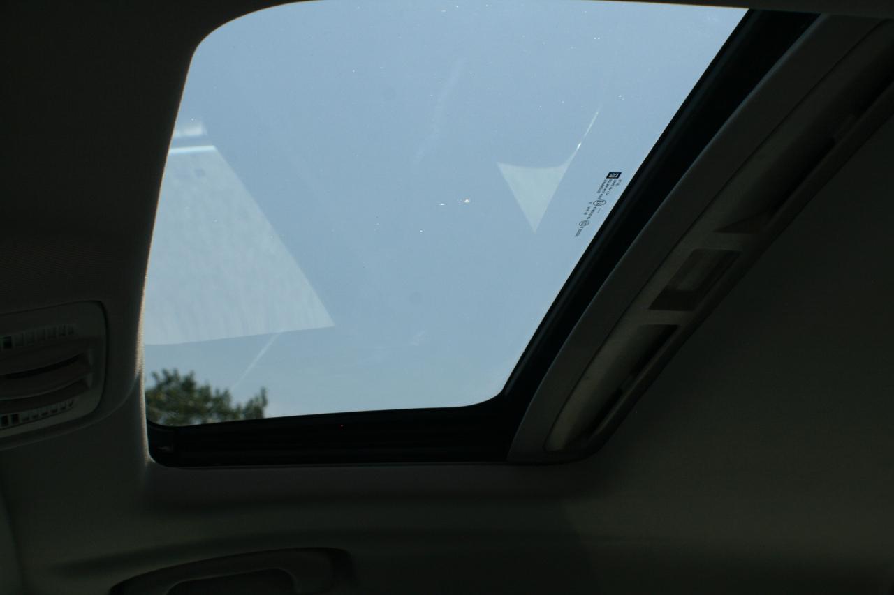 Buick Regal CXL Turbo - 2XT 2011