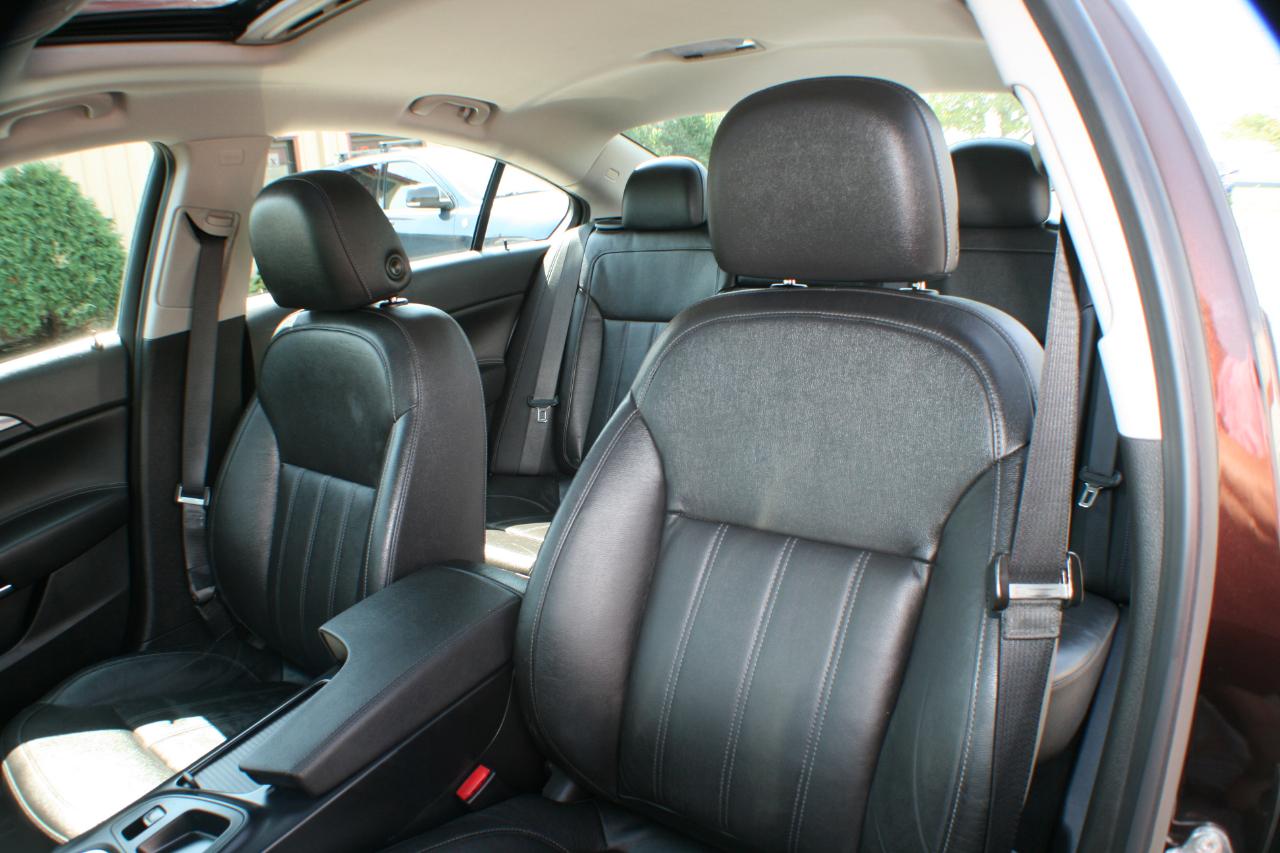 Buick Regal CXL Turbo - 2XT 2011