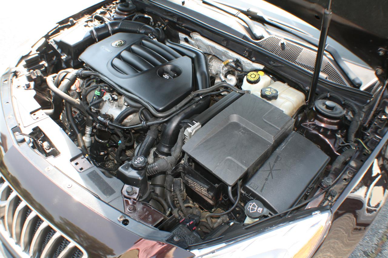 Buick Regal CXL Turbo - 2XT 2011
