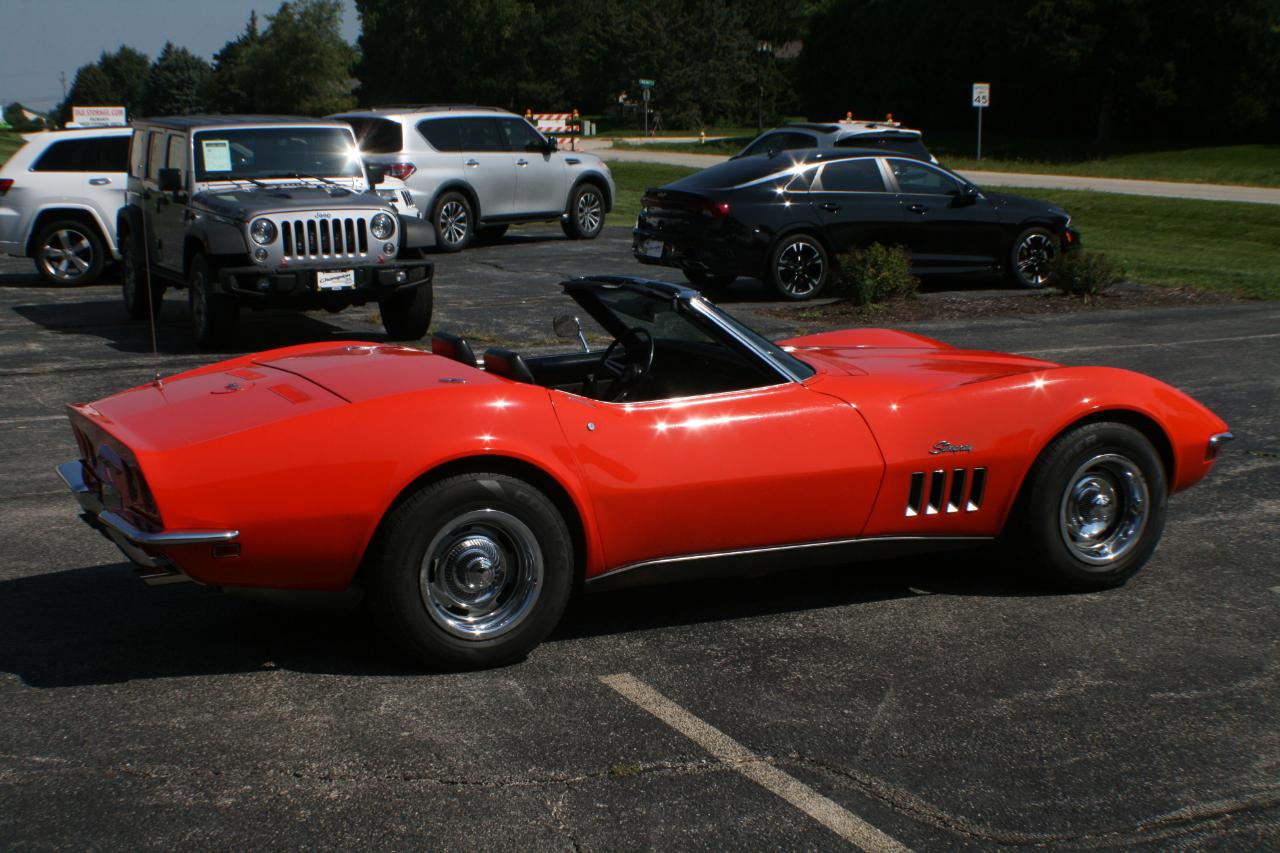 Chevrolet Corvette 1LT 2D Convertible 1969