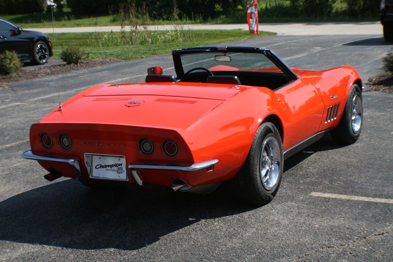 Chevrolet Corvette 1LT 2D Convertible 1969