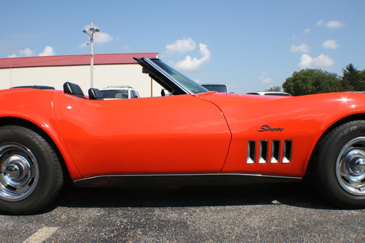 Chevrolet Corvette 1LT 2D Convertible 1969