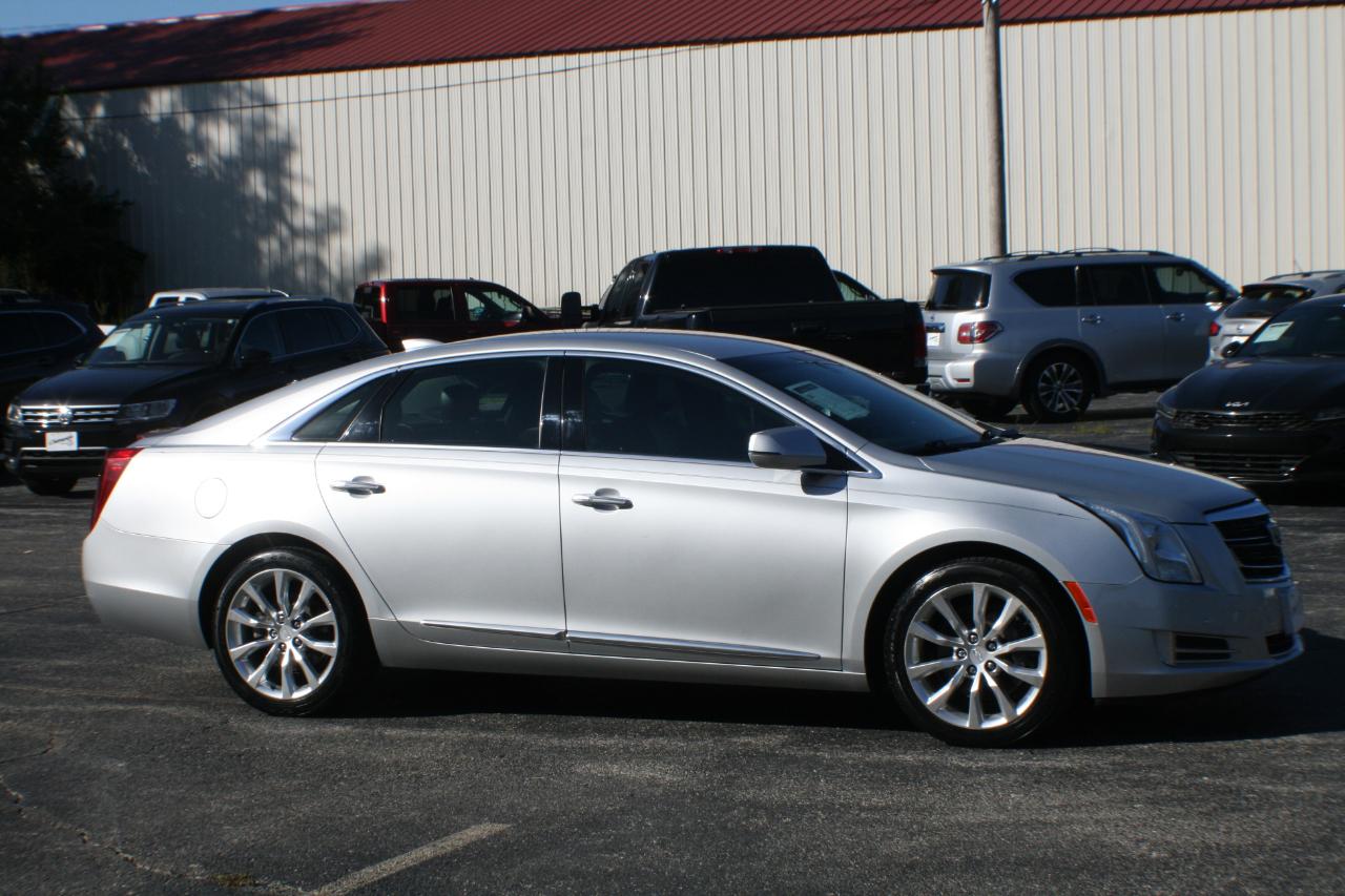 Cadillac XTS Luxury AWD 2016