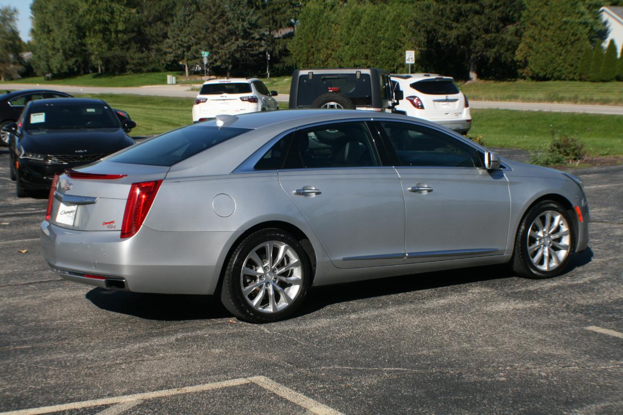 Cadillac XTS Luxury AWD 2016