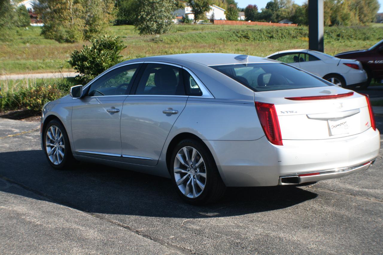 Cadillac XTS Luxury AWD 2016