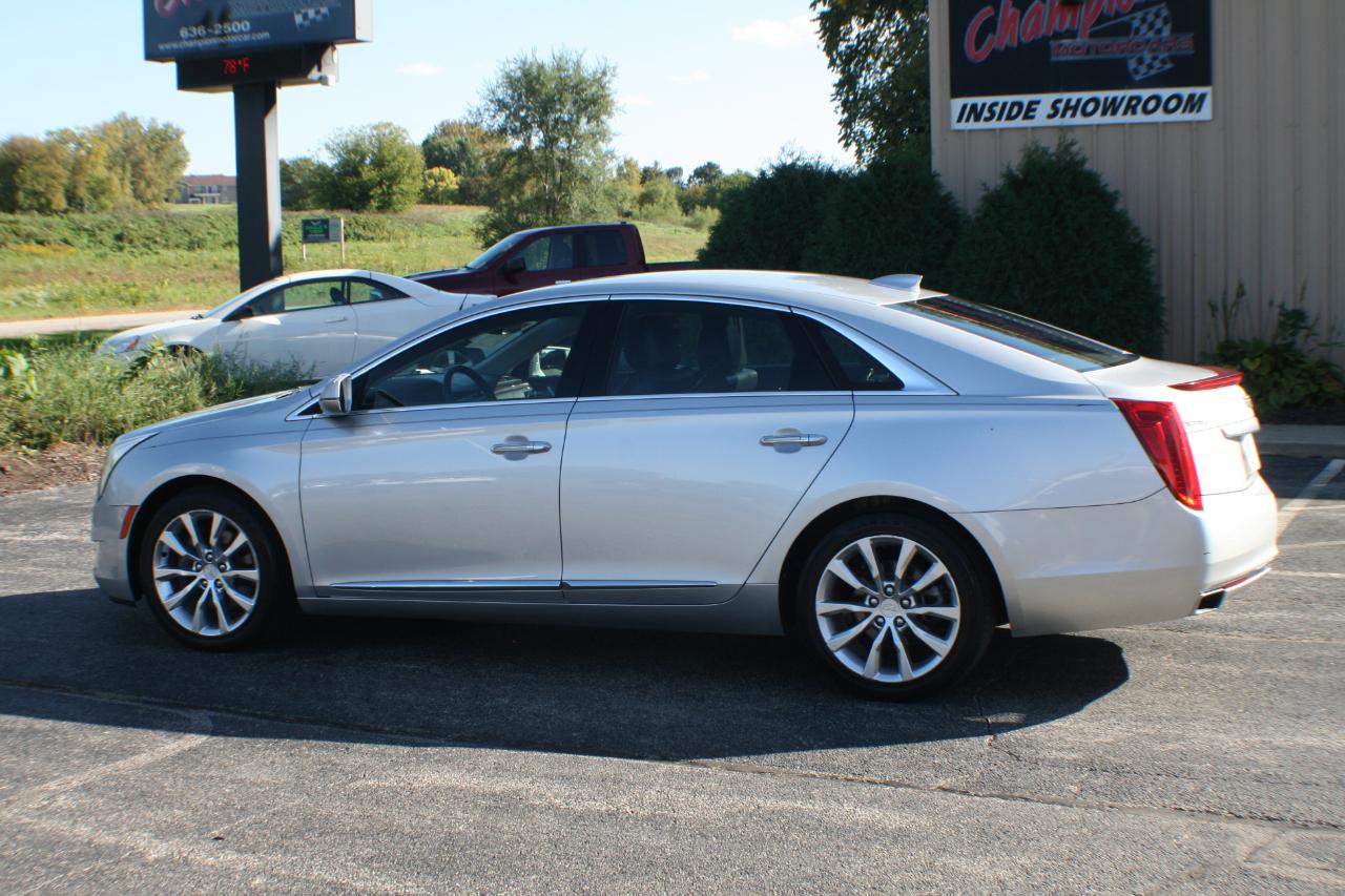 Cadillac XTS Luxury AWD 2016