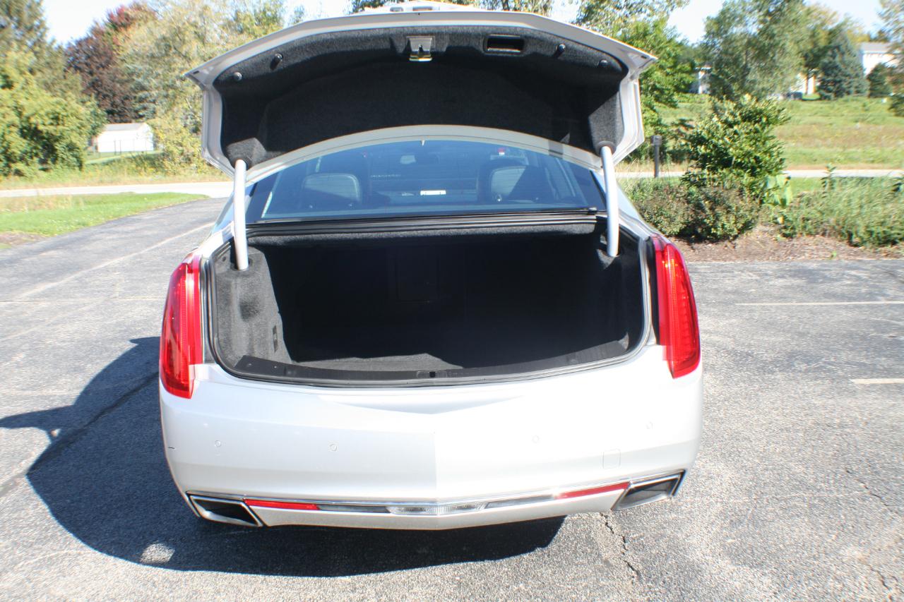 Cadillac XTS Luxury AWD 2016