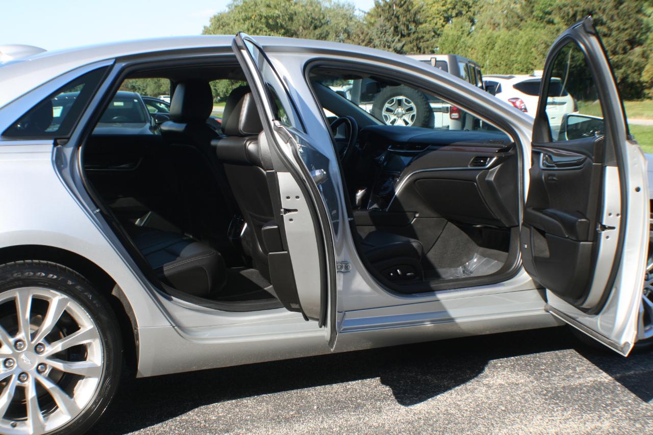 Cadillac XTS Luxury AWD 2016