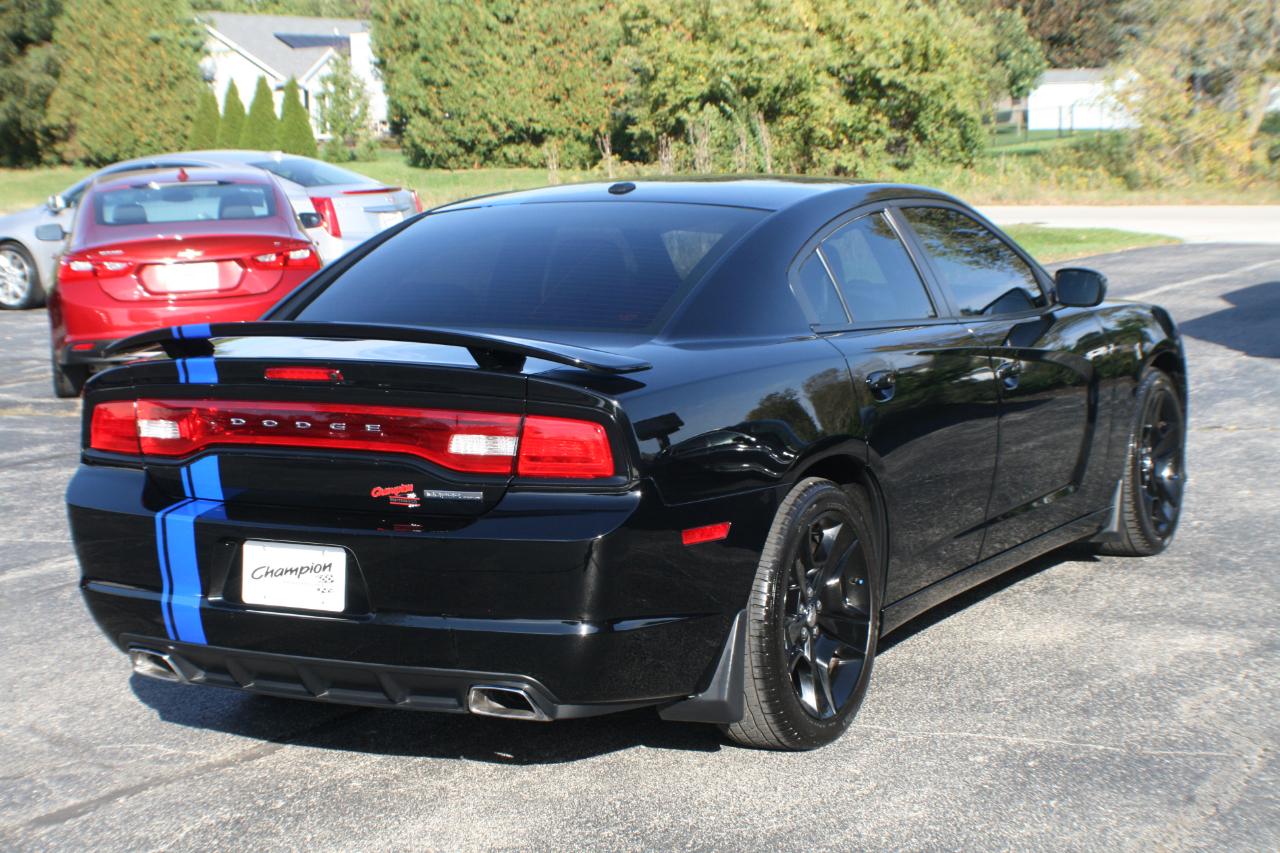Dodge Charger  2011