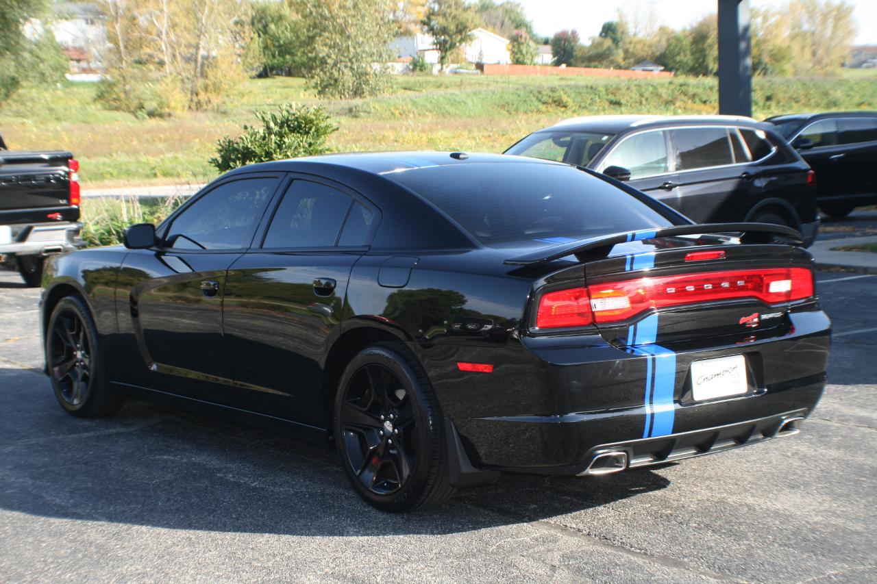 Dodge Charger  2011