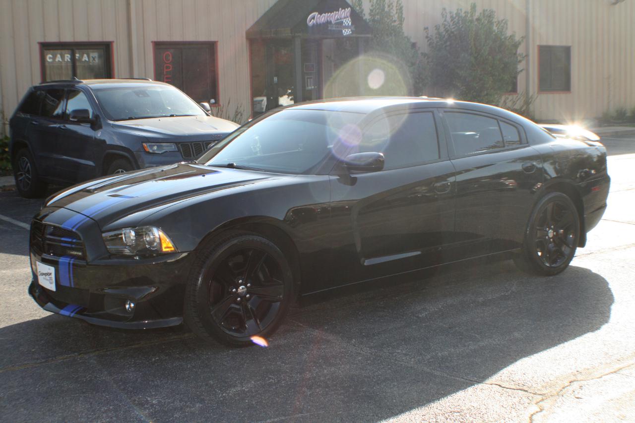 Dodge Charger  2011