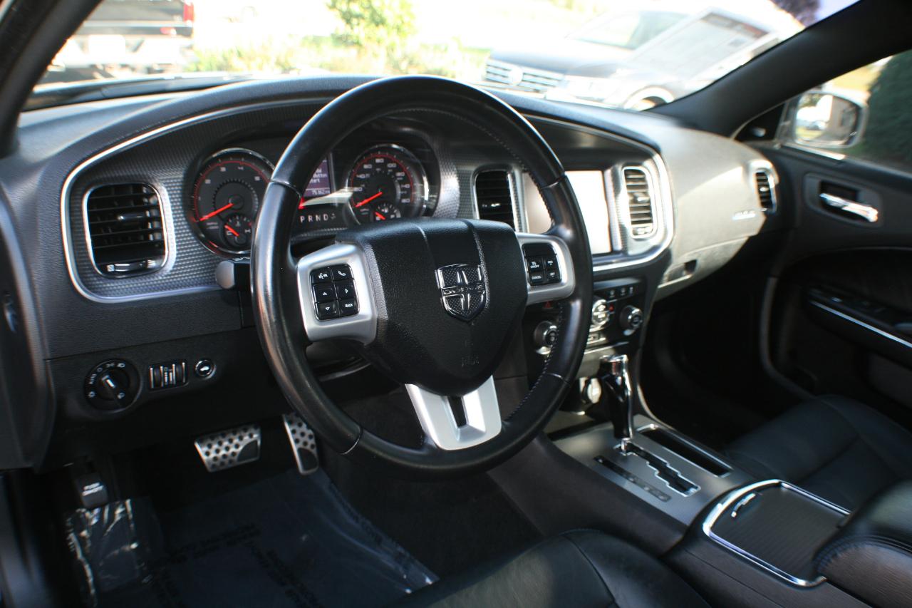 Dodge Charger  2011