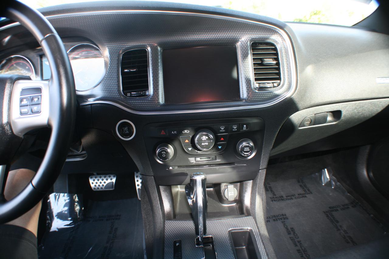 Dodge Charger  2011