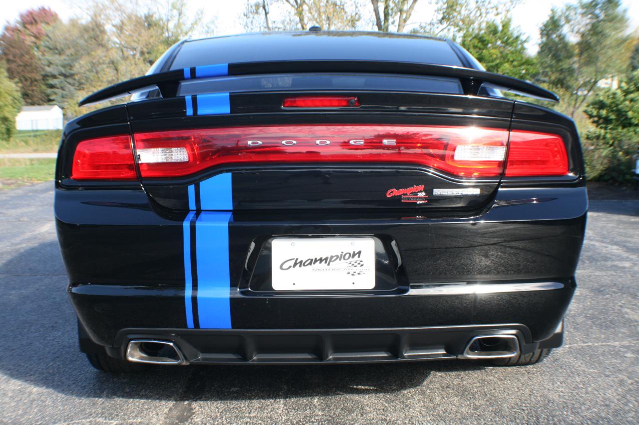 Dodge Charger  2011