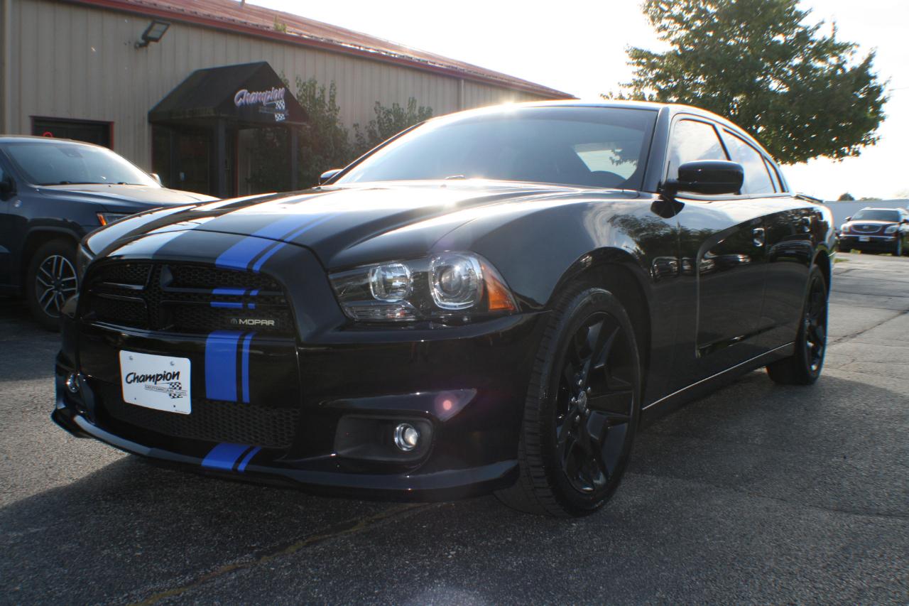 Dodge Charger  2011
