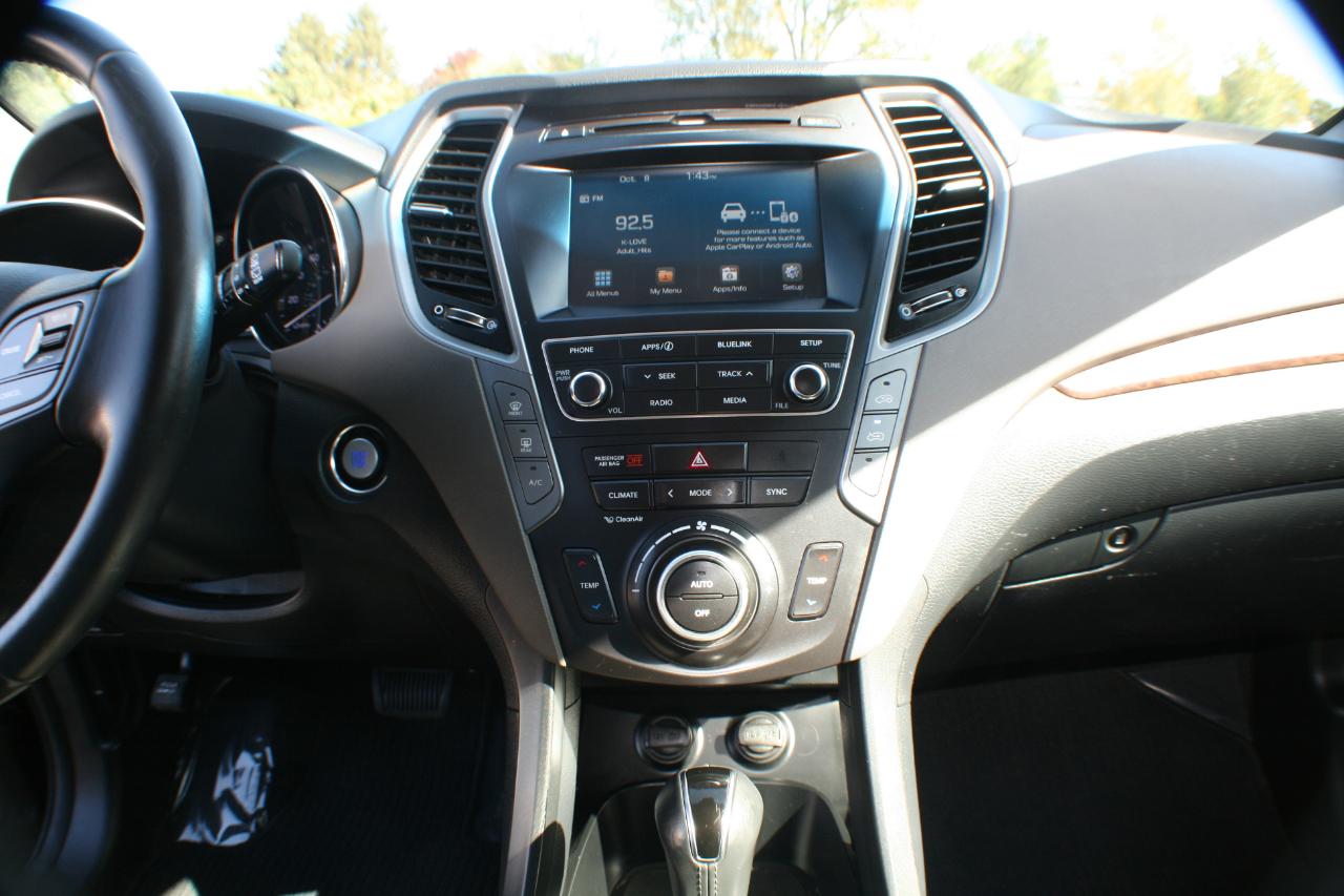 Hyundai Santa Fe SE AWD 2017