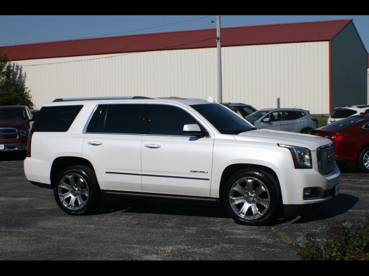 GMC Yukon Denali 4WD 2017