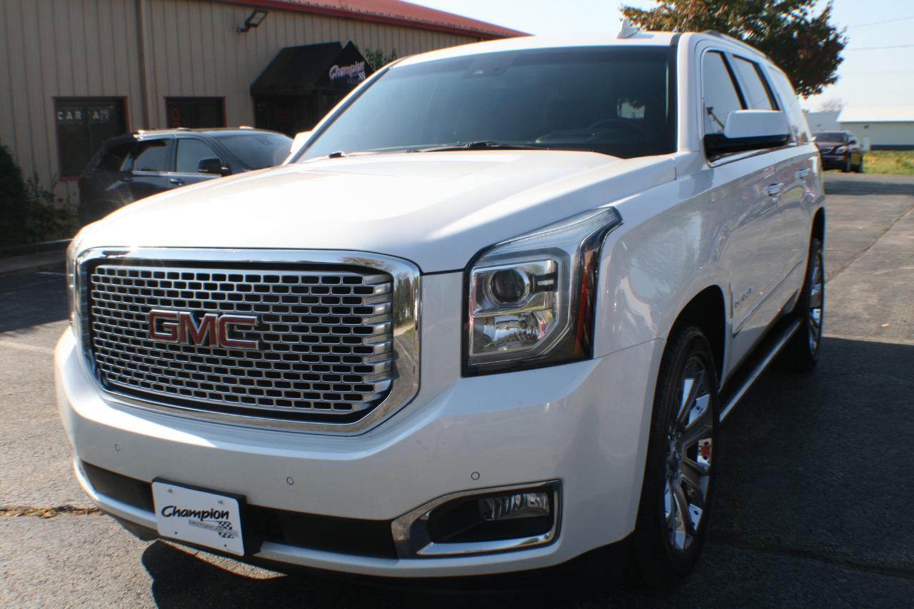GMC Yukon Denali 4WD 2017