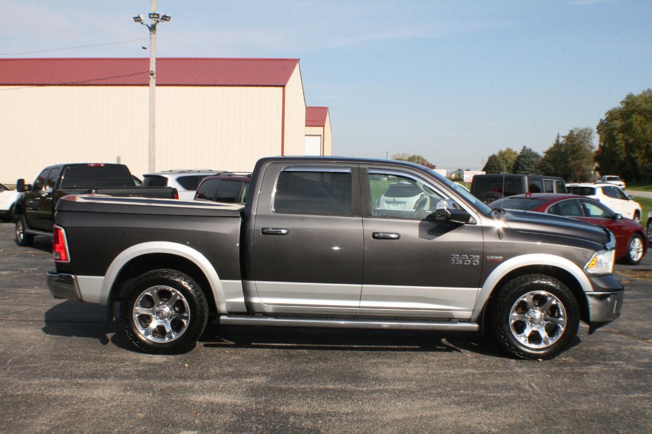 RAM 1500 Laramie Crew Cab SWB 4WD 2014
