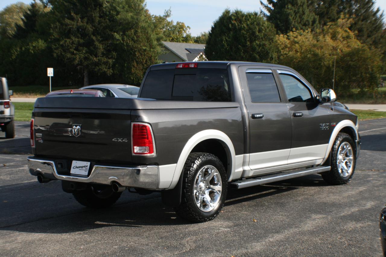 RAM 1500 Laramie Crew Cab SWB 4WD 2014
