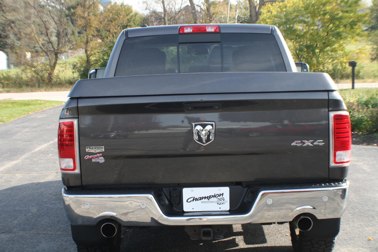 RAM 1500 Laramie Crew Cab SWB 4WD 2014