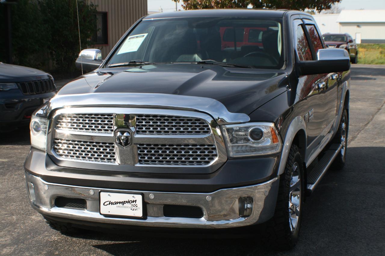 RAM 1500 Laramie Crew Cab SWB 4WD 2014