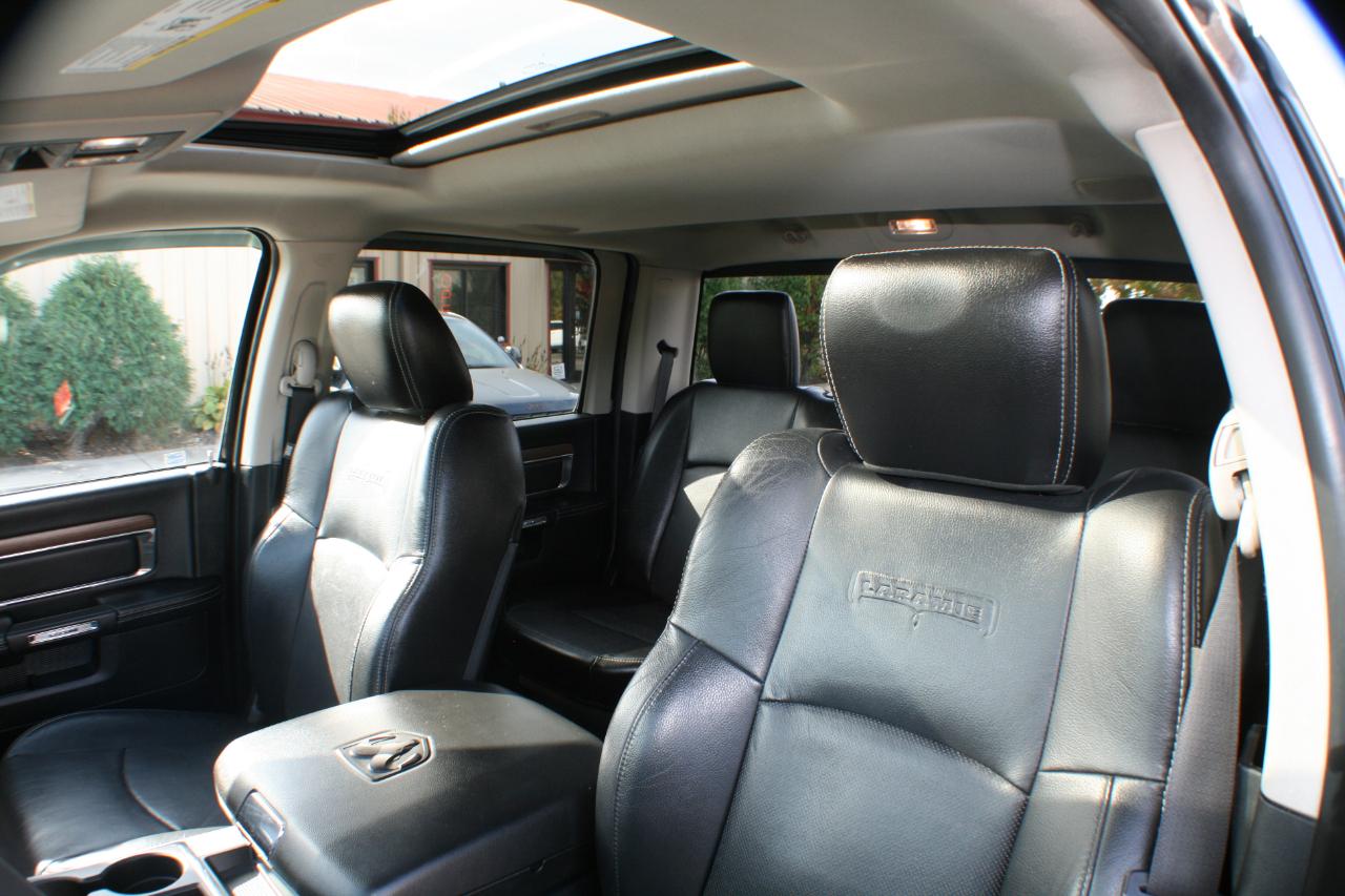 RAM 1500 Laramie Crew Cab SWB 4WD 2014