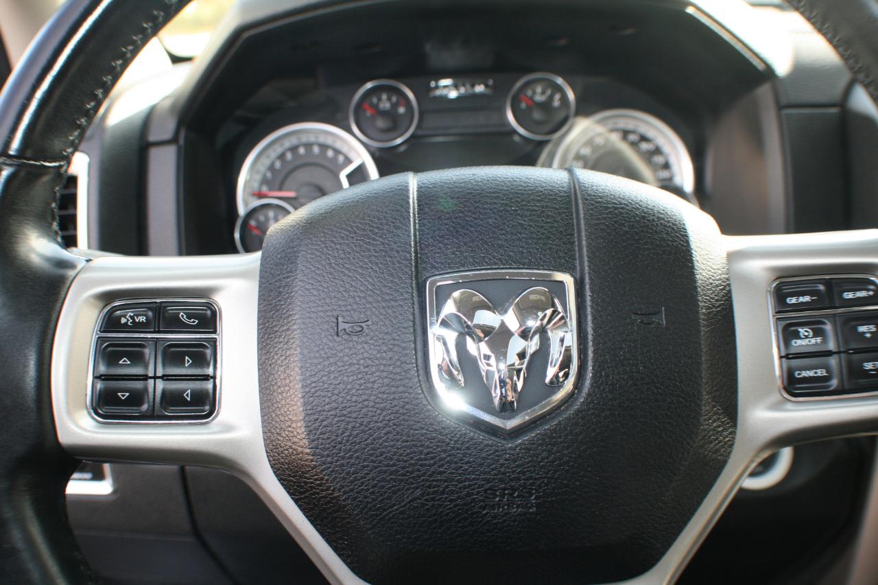 RAM 1500 Laramie Crew Cab SWB 4WD 2014