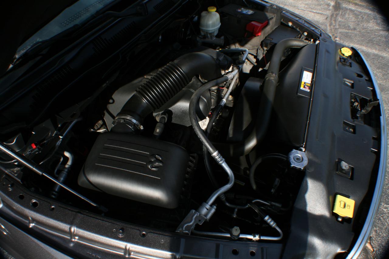 RAM 1500 Laramie Crew Cab SWB 4WD 2014