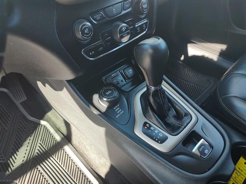 Jeep Cherokee  2015