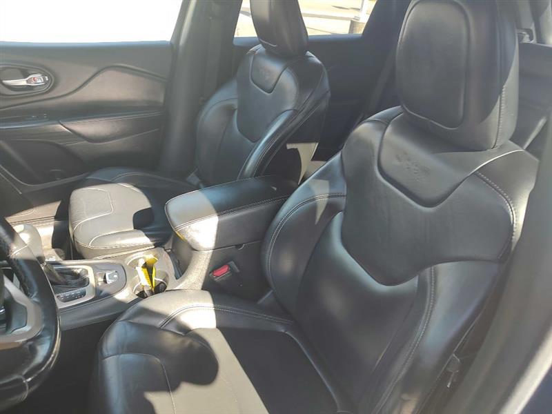 Jeep Cherokee  2015