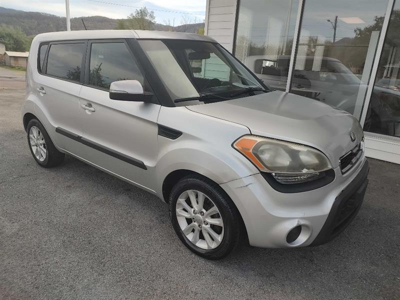 2013 Kia Soul +