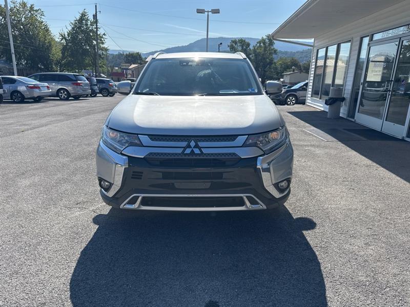 2020 Mitsubishi Outlander SE