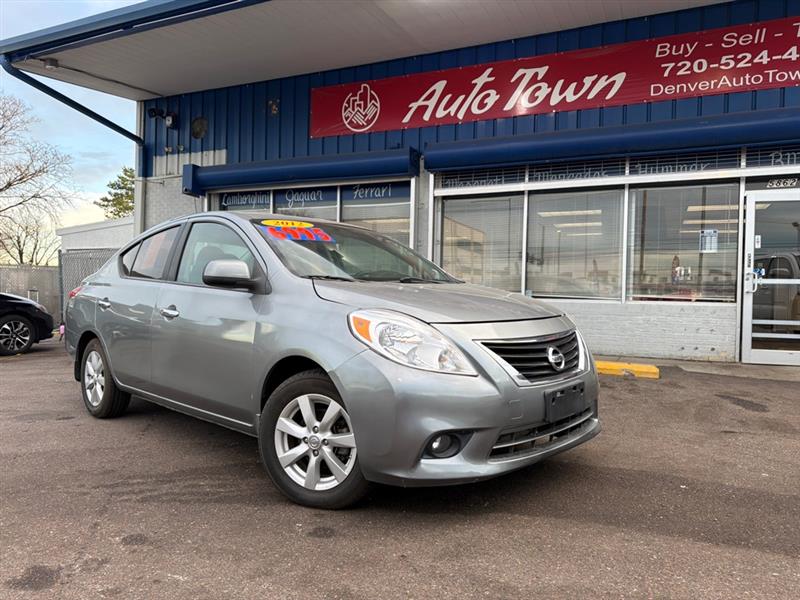 2012 Nissan Versa SL