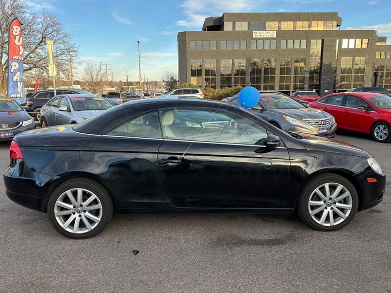 Volkswagen Eos 2dr Conv DSG Komfort 2010