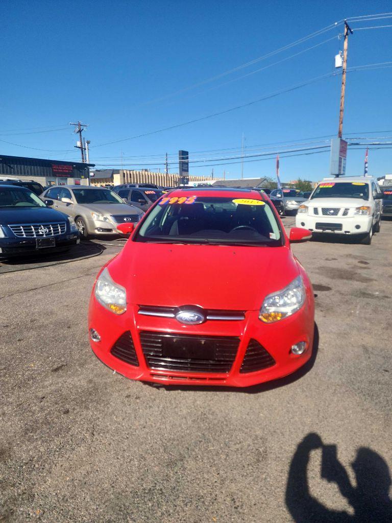 2012 Ford Focus 4dr Sdn SEL
